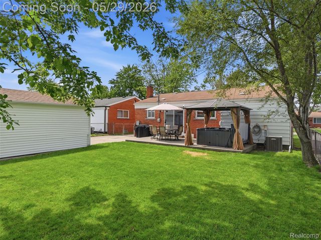 30728 Whittier Avenue, Madison Heights, MI 48071