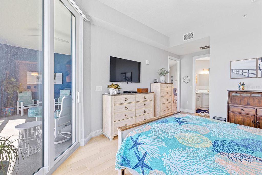 Image 21 of property listing at 1 RIVERWALK DRIVE 402, New Smyrna Beach, FL 32169