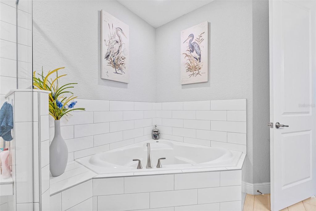 Image 25 of property listing at 1 RIVERWALK DRIVE 402, New Smyrna Beach, FL 32169