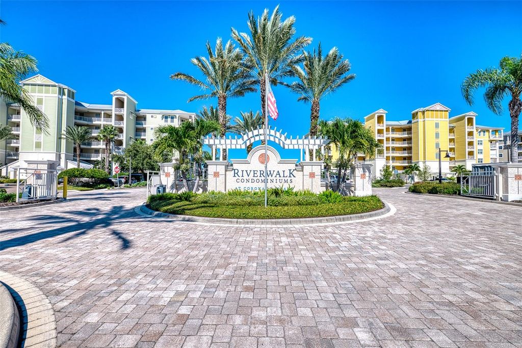 Image 40 of property listing at 1 RIVERWALK DRIVE 402, New Smyrna Beach, FL 32169