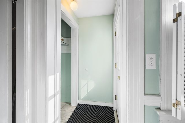 146 Shrewsbury St, Holden, MA 01520