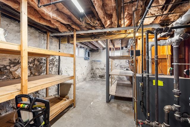 146 Shrewsbury St, Holden, MA 01520