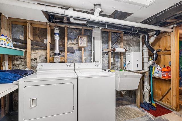 146 Shrewsbury St, Holden, MA 01520