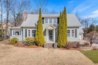 146 Shrewsbury St, Holden, MA 01520