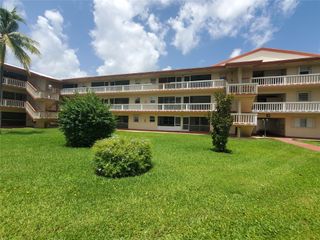 5300 Washington St 114C, Hollywood, FL 33021