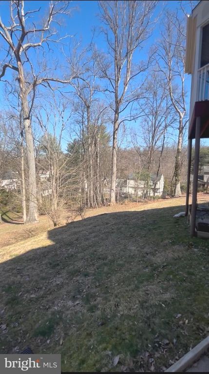 Image 41 of property listing at 721 UPHAM PL NW, Vienna, VA 22180