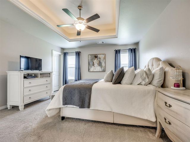 9232 NW 91st Street, Yukon, OK 73099