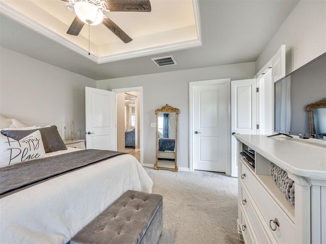 9232 NW 91st Street, Yukon, OK 73099