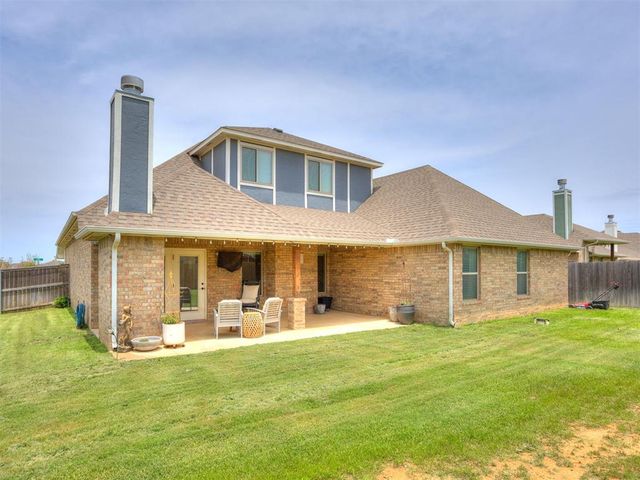 9232 NW 91st Street, Yukon, OK 73099