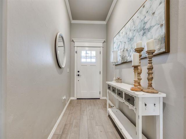 9232 NW 91st Street, Yukon, OK 73099