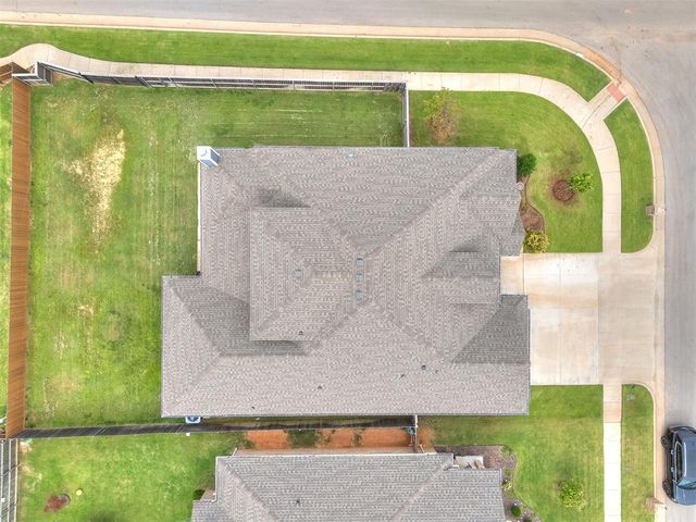 9232 NW 91st Street, Yukon, OK 73099