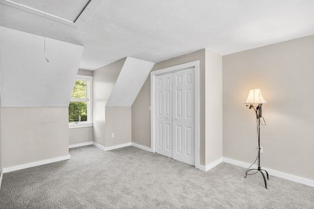 559 Old Jail Ln, Barnstable, MA 02630