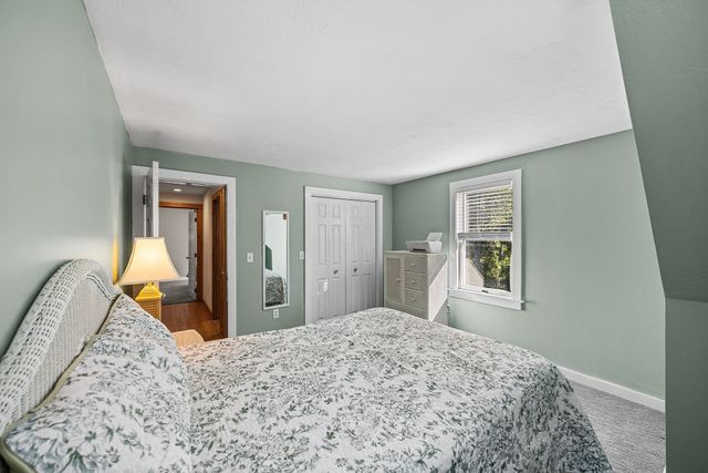 559 Old Jail Ln, Barnstable, MA 02630