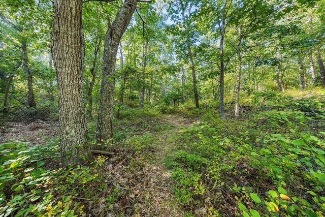 559 Old Jail Ln, Barnstable, MA 02630