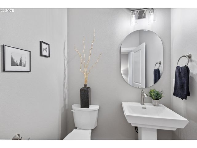 2477 Nw 1ST Dr, Gresham, OR 97030