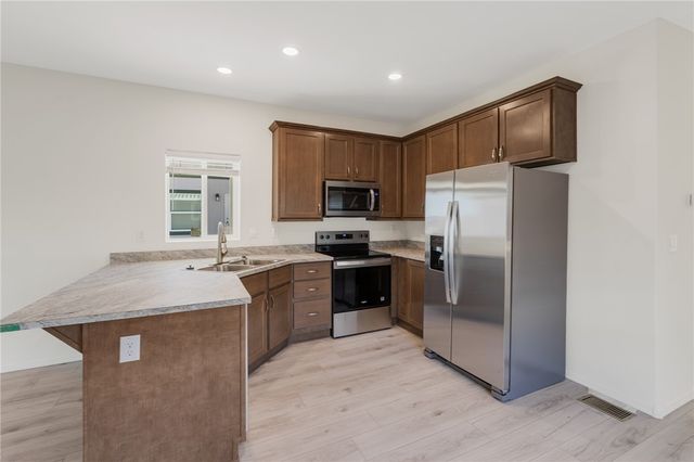 2810 E Snavely Avenue, Kingman, AZ 86409