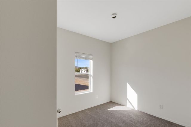 2810 E Snavely Avenue, Kingman, AZ 86409