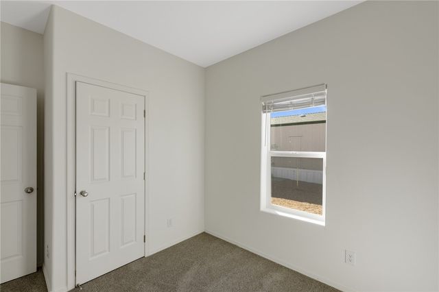 2810 E Snavely Avenue, Kingman, AZ 86409