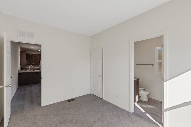 2810 E Snavely Avenue, Kingman, AZ 86409