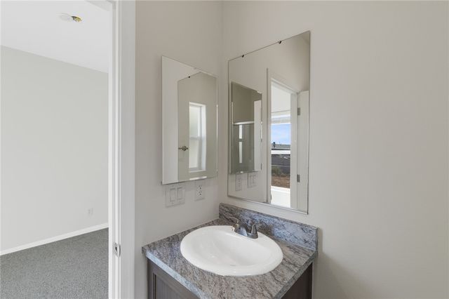 2810 E Snavely Avenue, Kingman, AZ 86409