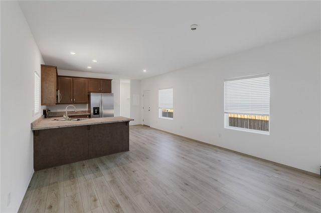 2810 E Snavely Avenue, Kingman, AZ 86409