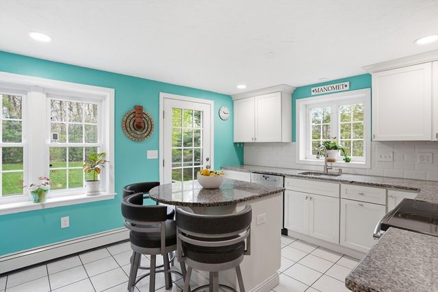 62 Donna Dr, Plymouth, MA 02360