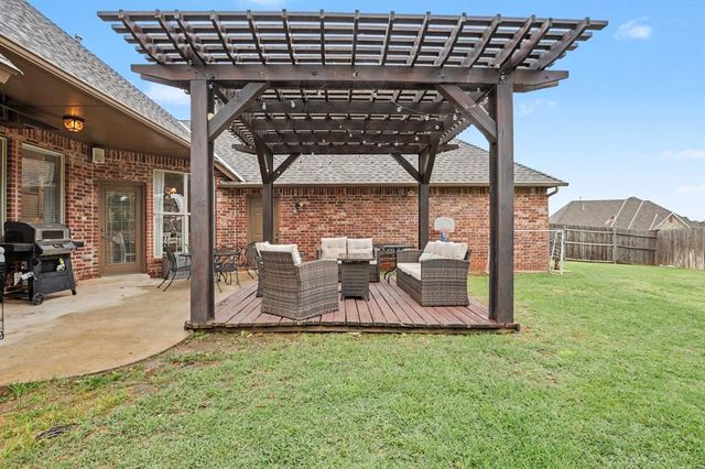 1901 Apache Trail, Edmond, OK 73003