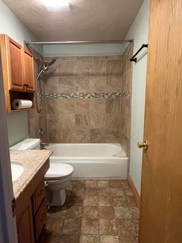 8511 McLaughlin Lane, Klamath Falls, OR 97601