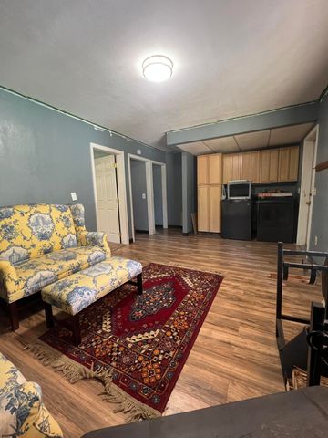 8511 McLaughlin Lane, Klamath Falls, OR 97601