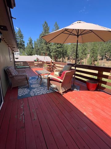 8511 McLaughlin Lane, Klamath Falls, OR 97601