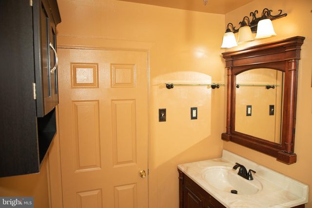 4209 BENNER ST, Philadelphia, PA 19135