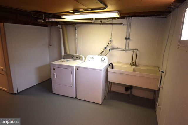 8742 LACKAWANNA AVE, Parkville, MD 21234