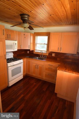 8742 LACKAWANNA AVE, Parkville, MD 21234