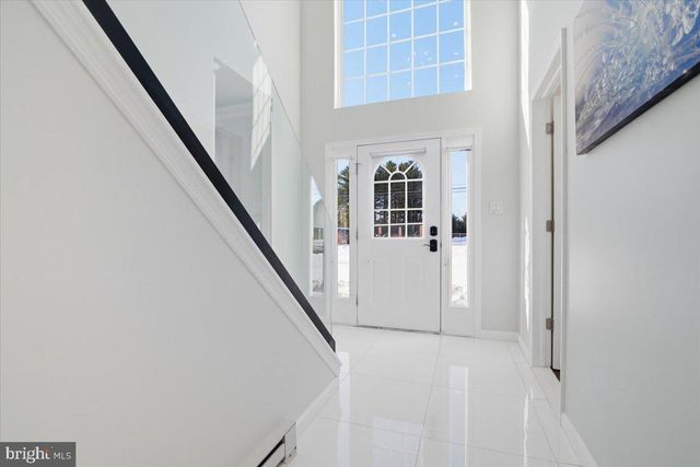 136 KIMBERLY DR, Blakeslee, PA 18610