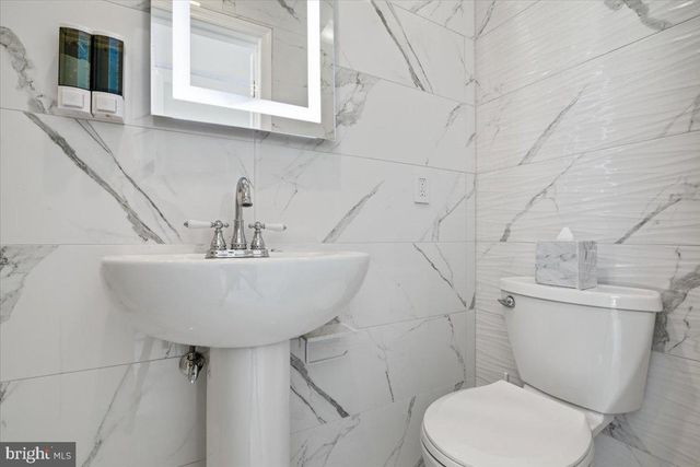 136 KIMBERLY DR, Blakeslee, PA 18610