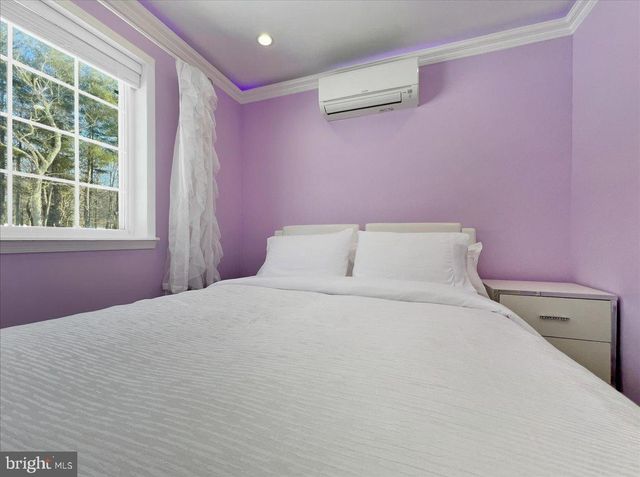 136 KIMBERLY DR, Blakeslee, PA 18610