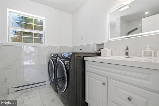 136 KIMBERLY DR, Blakeslee, PA 18610