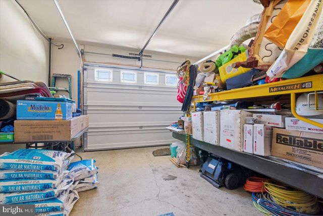 136 KIMBERLY DR, Blakeslee, PA 18610