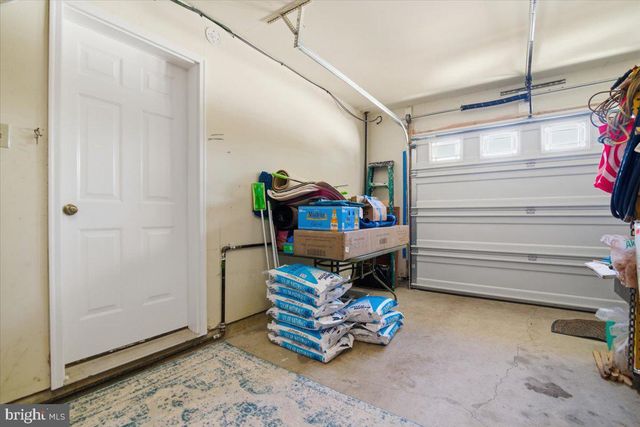 136 KIMBERLY DR, Blakeslee, PA 18610