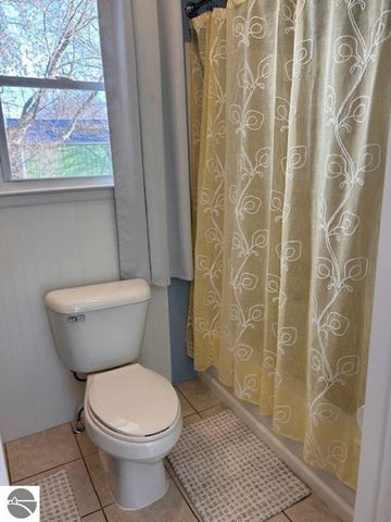 109 W Tyrell Street, St Louis, MI 48880