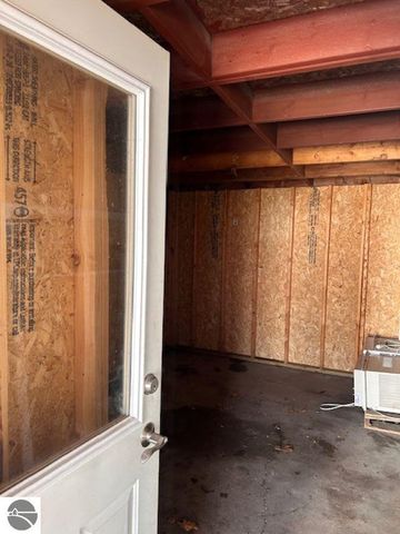 109 W Tyrell Street, St Louis, MI 48880