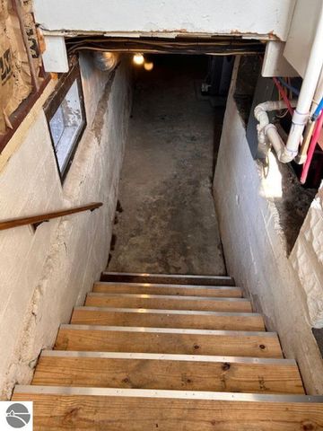 109 W Tyrell Street, St Louis, MI 48880