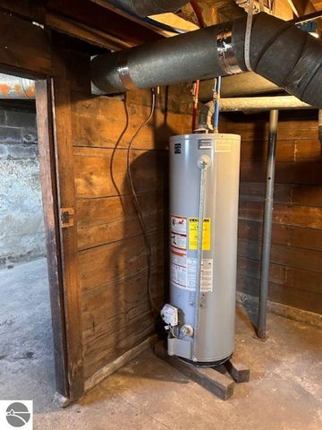 109 W Tyrell Street, St Louis, MI 48880