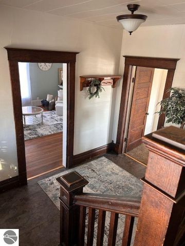 109 W Tyrell Street, St Louis, MI 48880