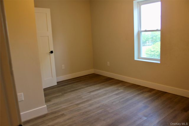 7 S Clinton Street 2, Poughkeepsie, NY 12601