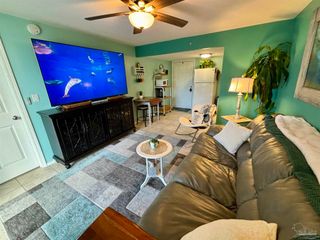 201 S Stillman St 304, Pensacola, FL 32505
