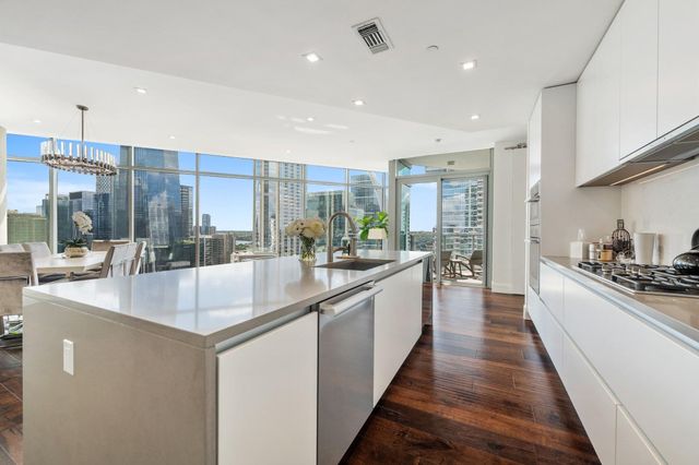 501 West Ave 2301, Austin, TX 78701