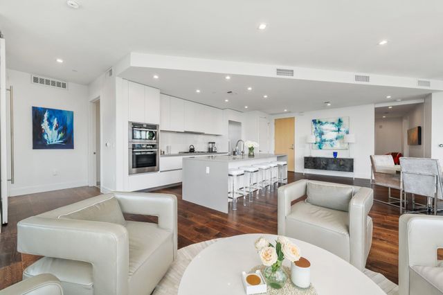 501 West Ave 2301, Austin, TX 78701