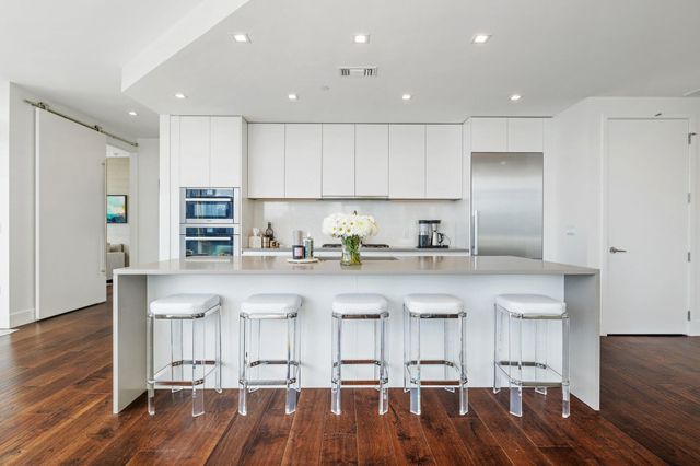501 West Ave 2301, Austin, TX 78701