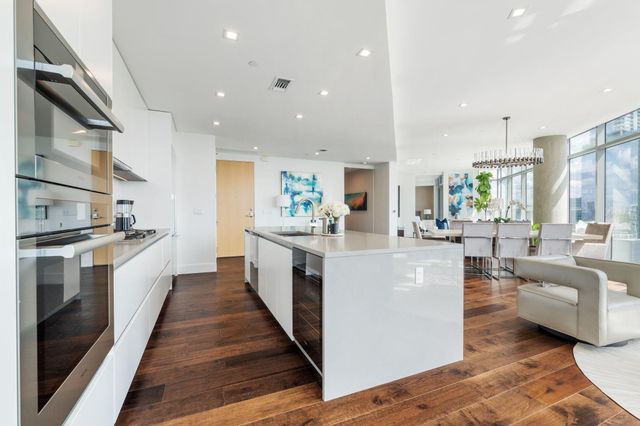 501 West Ave 2301, Austin, TX 78701